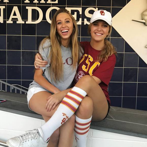 Meet your Posher, Camille - Picture 1 of 1